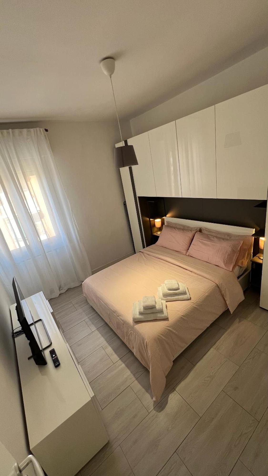 Apartamento Rafael - 10 Min From Linate Airport, Centrale Fs, Ospedale San Raffaele *